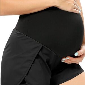 Black Active Maternity Shorts size small